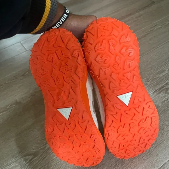 Nike ACG Mountainfly Size 12 NWOB - Picture 6 of 6